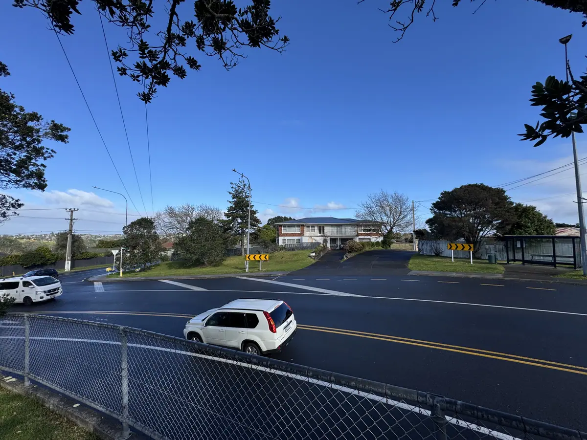 Glenfield Road-Roberts Road Signalised Intersection, Glenfield, Auckland, before