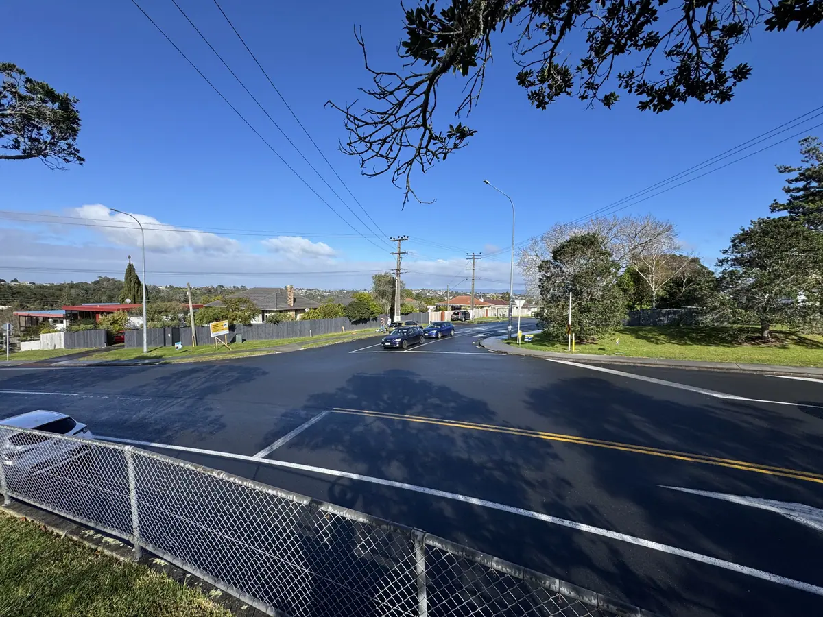 Glenfield Road-Roberts Road Signalised Intersection, Glenfield, Auckland, before