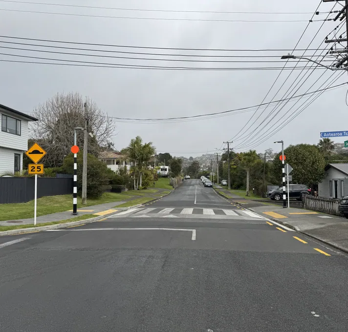 Saddleback Rise Raised Pedestrian Crossing, Murrays Bay, Auckland